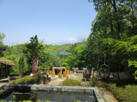足湯から見る私だけの富士山