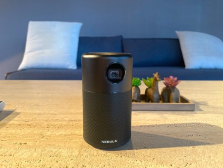 プロジェクター