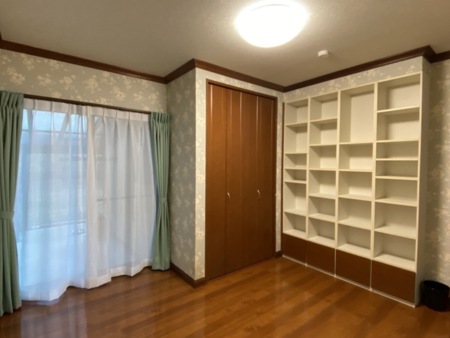 フローリングルーム