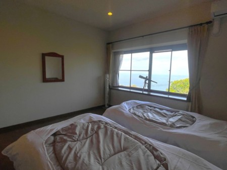 オーシャンビューベッドルーム