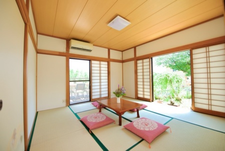 落ち着いた雰囲気の1階和室①