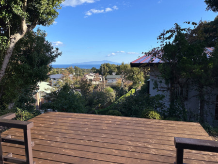 2階テラス（相模湾太平洋と伊豆大島ビュー